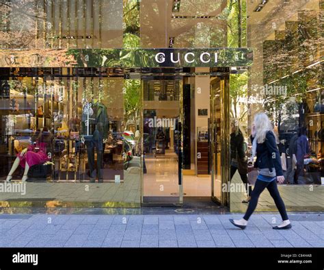 gucci dusseldorf openingstijden|Düsseldorf Konigsallee .